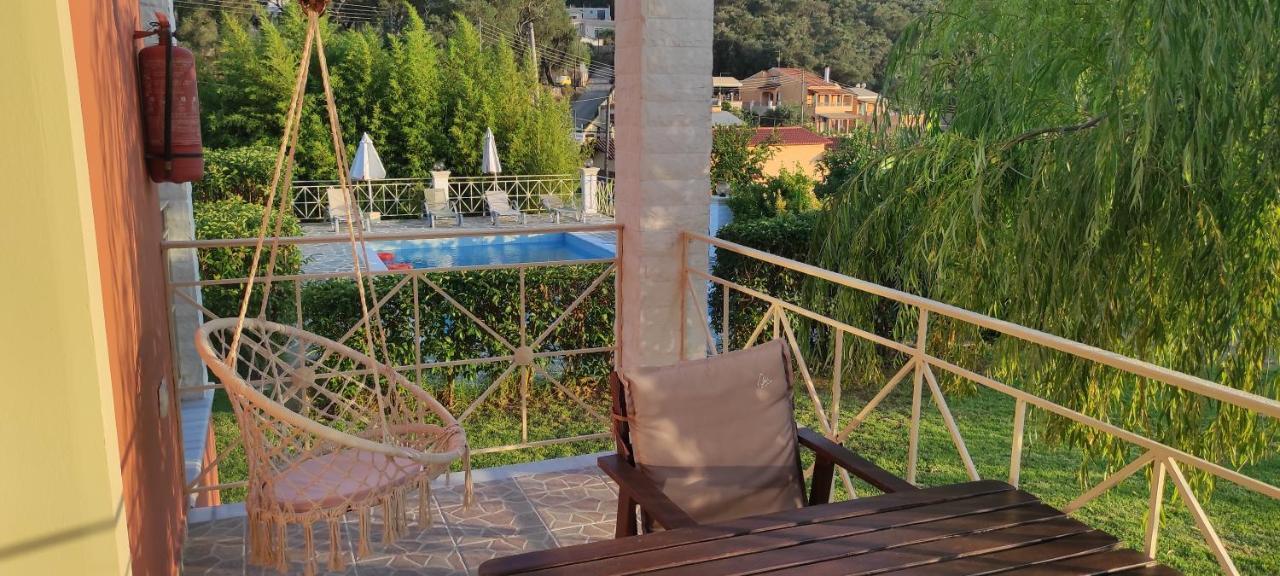 Villa Grecia เลียปาเดส ภายนอก รูปภาพ