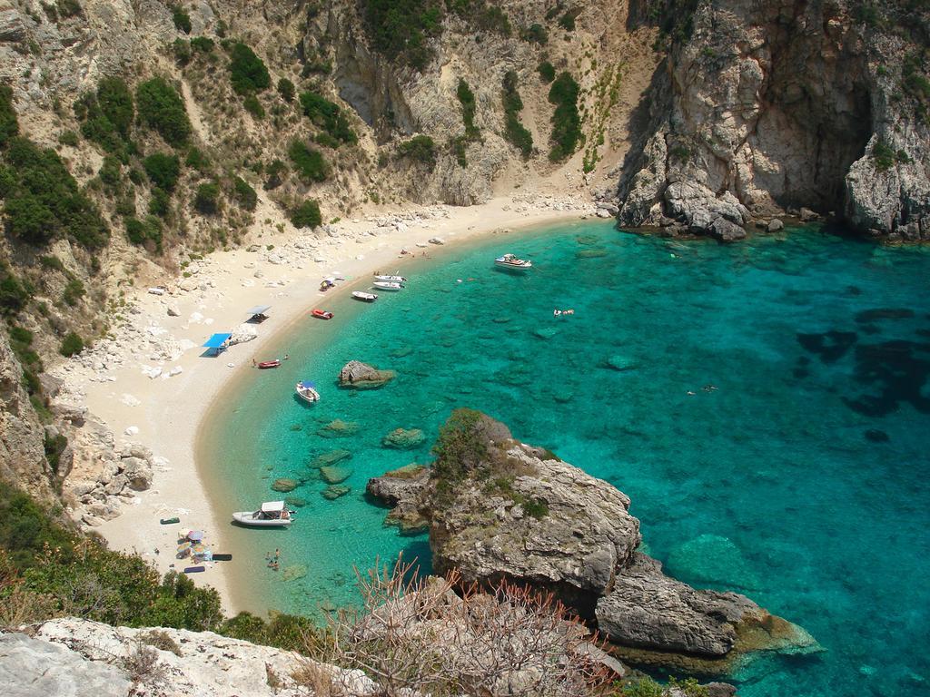 Villa Grecia เลียปาเดส ห้อง รูปภาพ