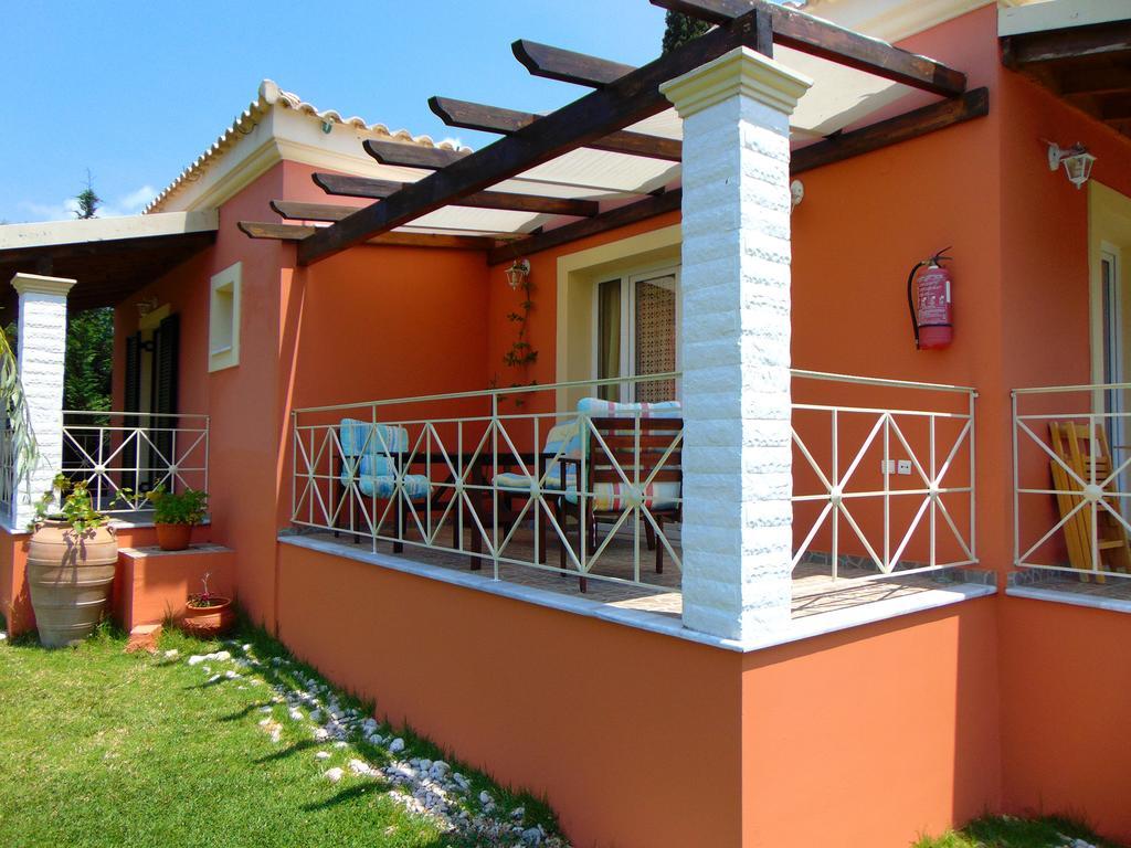 Villa Grecia เลียปาเดส ภายนอก รูปภาพ