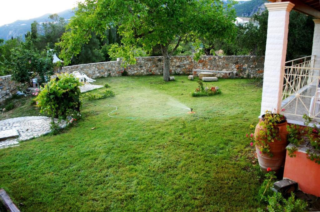 Villa Grecia เลียปาเดส ห้อง รูปภาพ